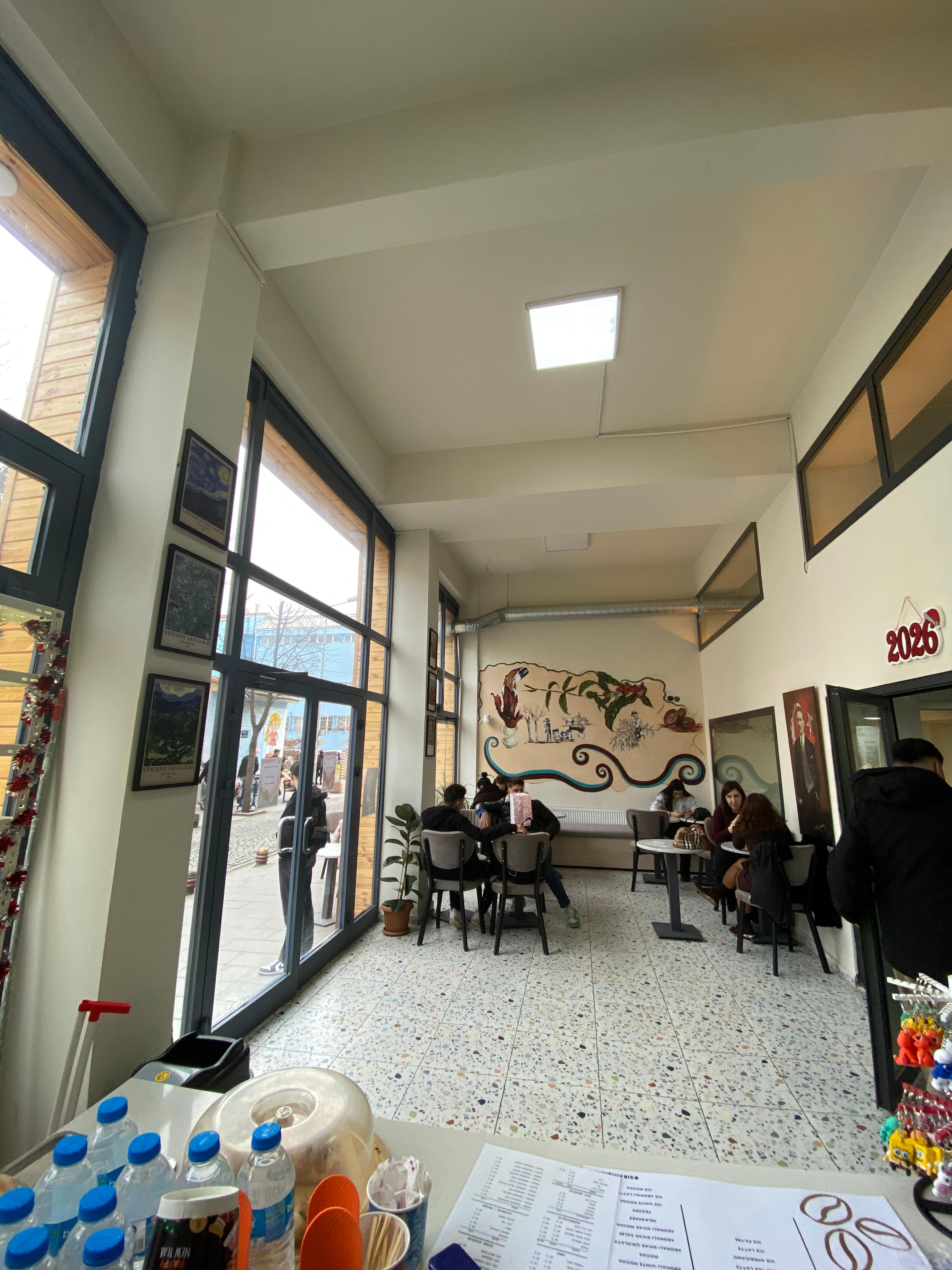 Kafe İç Giriş
